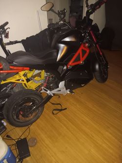 Electric motor cycle