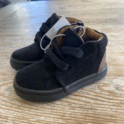 Cat & Jack BLACK AXEL TODDLER BOYS MID TOP FAUX SUEDE SNEAKER SIZE 5