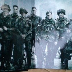 THE PACIFIC, BAND OF BROTHERS FT TOM HANKS
