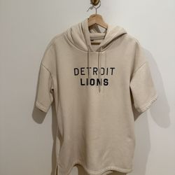 Detroit Lion Sleeveless Hoodie - Men’s Large