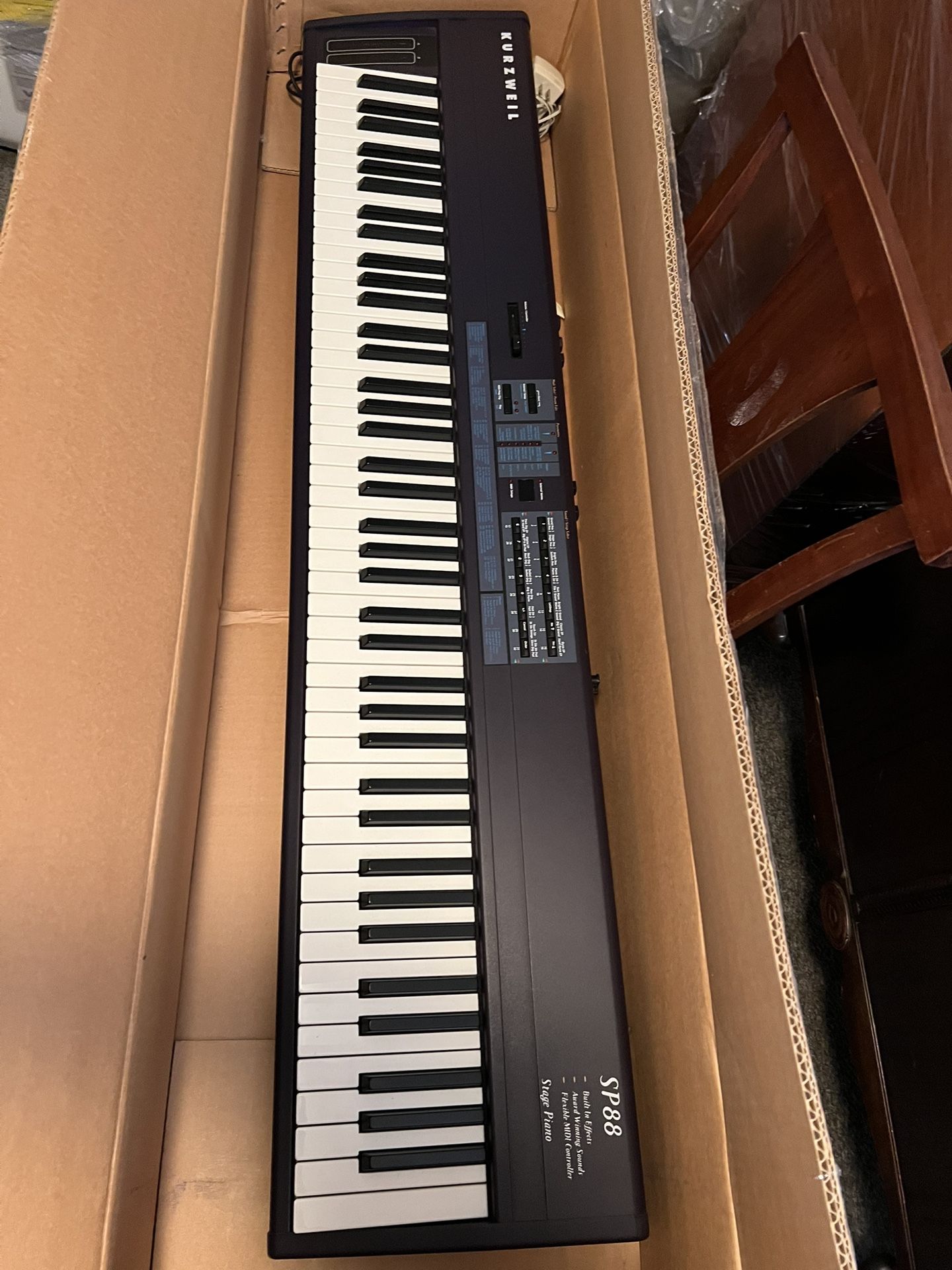 Kurzweil Keyboard Full Size 88 keys With Stand & Original Packaging