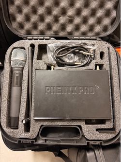 Phenyx Pro Wireless Microphone System