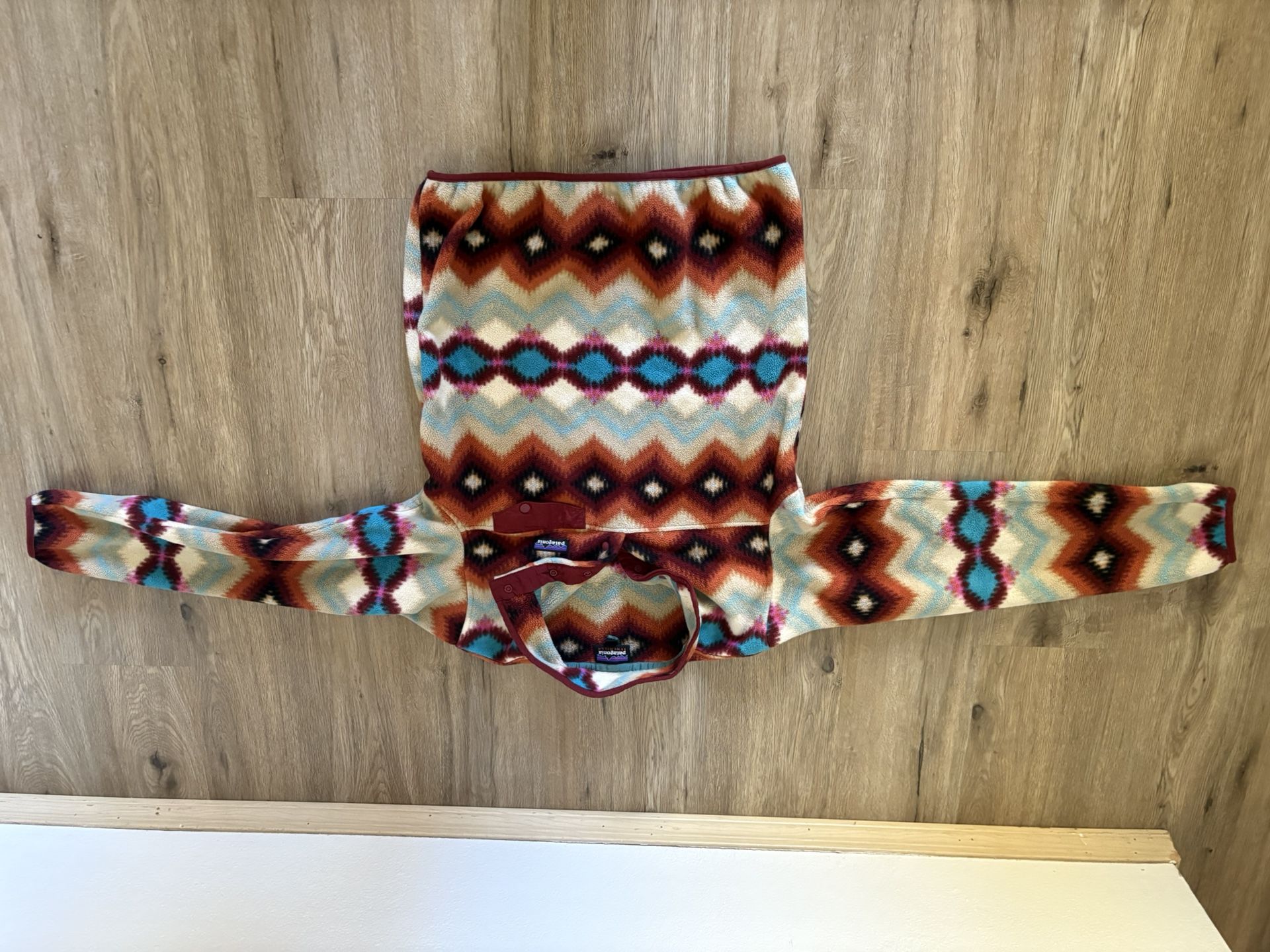 Patagonia synchilla Aztec fleece pull over  Size: M