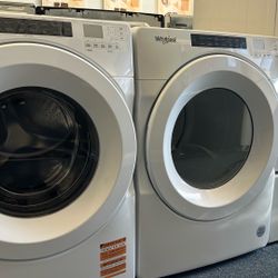 New !! Front Load Washer And Dryer set / Stackable 