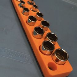 Snap-on Tools 12 pc 3/8" Drive 6-Point SAE Flank DriveR Shallow Socket Set (1/4, 5/16, 11/32, 3/8-7/8"')