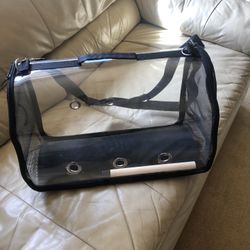 Parrot  Two Carrying Case,new Harness Food, Etc.