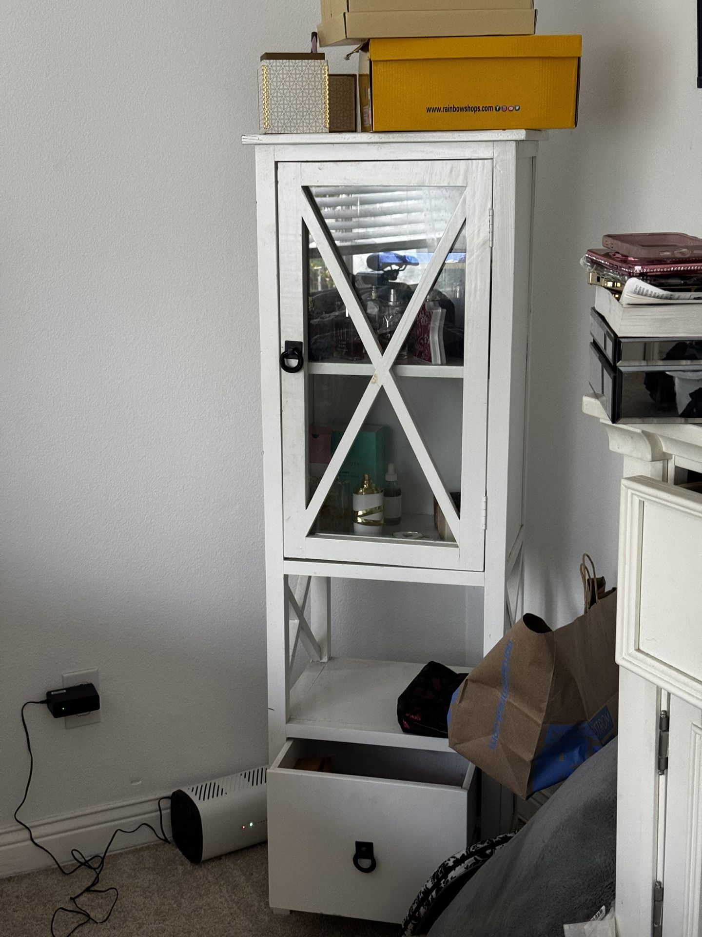 Linen Tower Storage - Moving Out, Need It Out ASAP