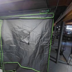 Indor Yield Lab Grow Tent