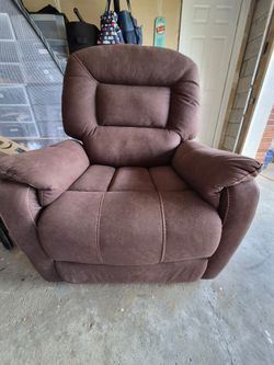 Heated massage lift chair