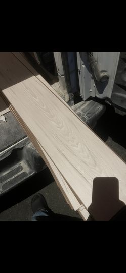 160 Square Feet Of Laminate