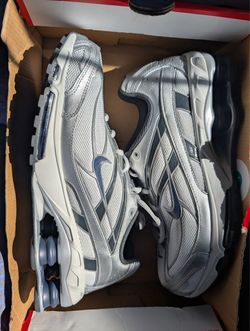 Nike shocks brand new in box
