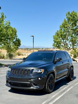 2015 Jeep Grand Cherokee SRT // srt8 charger challenger scatpack hellcat 392 camaro ss zl1 mustang gt 5.0 f150 silverado z71 sierra ctsv cts v corvett