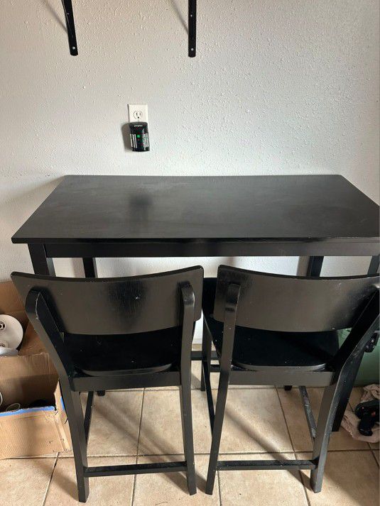 Black Bar Table And 2 Chairs. (Priced To Sell)