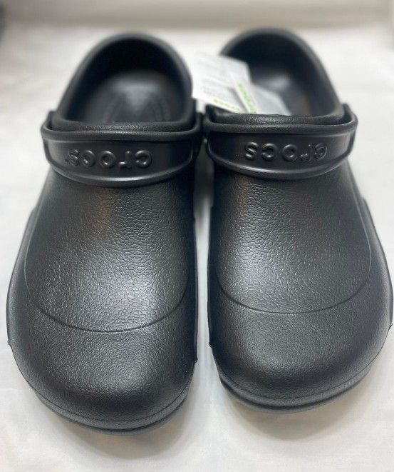 Crocs Bistro Work Clogs, Slip-resistant,Unisex M10/W12,NEW With Tags, Black