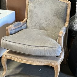 Vintage Accent Chair $100