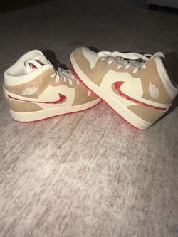 Air Jordan 1 Mid GS Peanut Butter Jelly