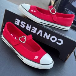 Converse Kids Size 2 