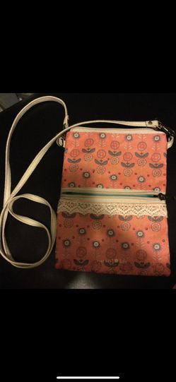 NATURAL LIFE OFFICIAL STRAP PURSE