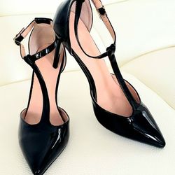 Beautiful Patent Leather Shoes, Size 40, US Size 9