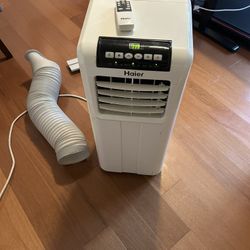 Haier 8000 BTU Portable AC dehumidifier