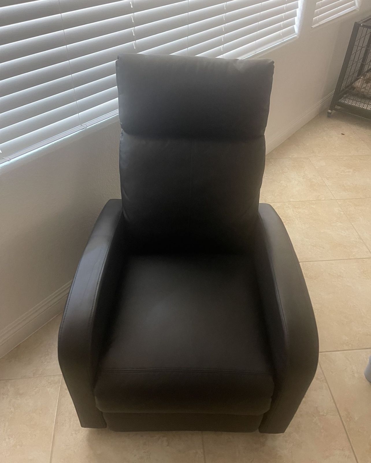 4 Recliners Selling In 2x Or All 4 for Sale in Las Vegas, NV OfferUp