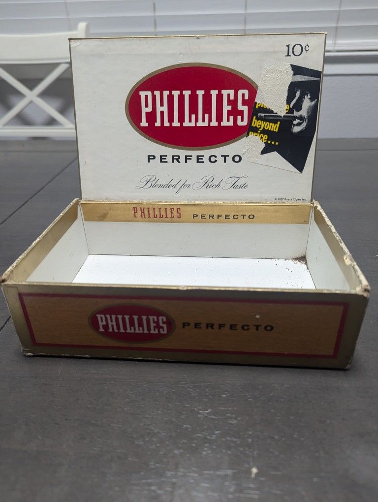 1957 Phillies Cigar Box Empty