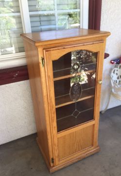 Furniture shelf with glass