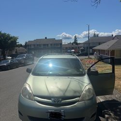 2006 Toyota Sienna