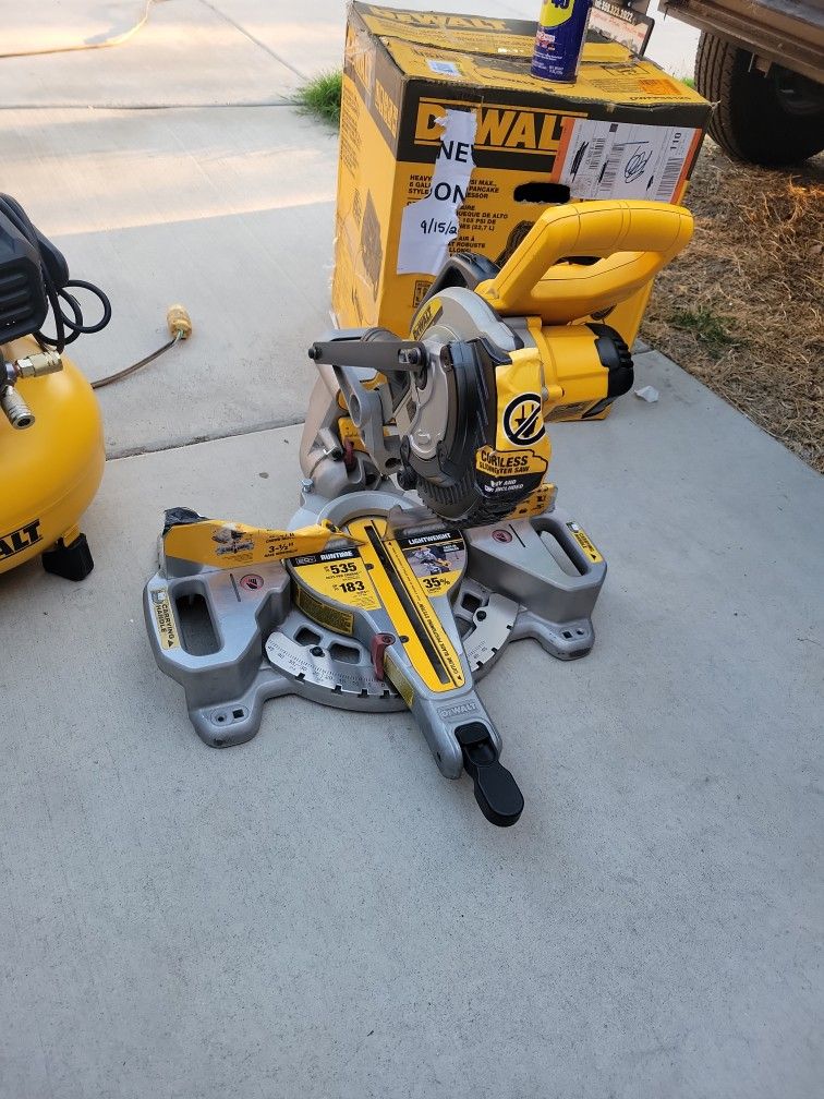 DEWALT CORDLESS 7 1/4 MITER SAW