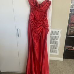 SHERRI HILL red dress