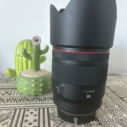 CANON RF 50 1.2 (Bokeh Monster!)