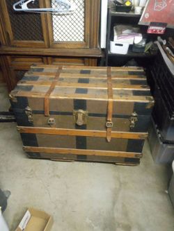 Selling a cedar trunk / chest