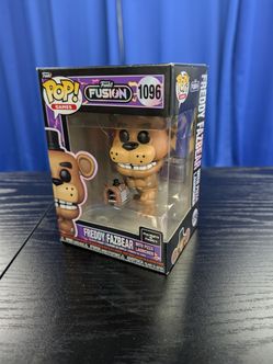 Funko Pop! Fusion #1096 – Freddy Fazbear with Pizza Launcher