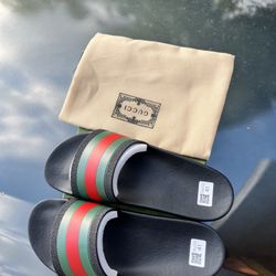 Gucci Slides (black)