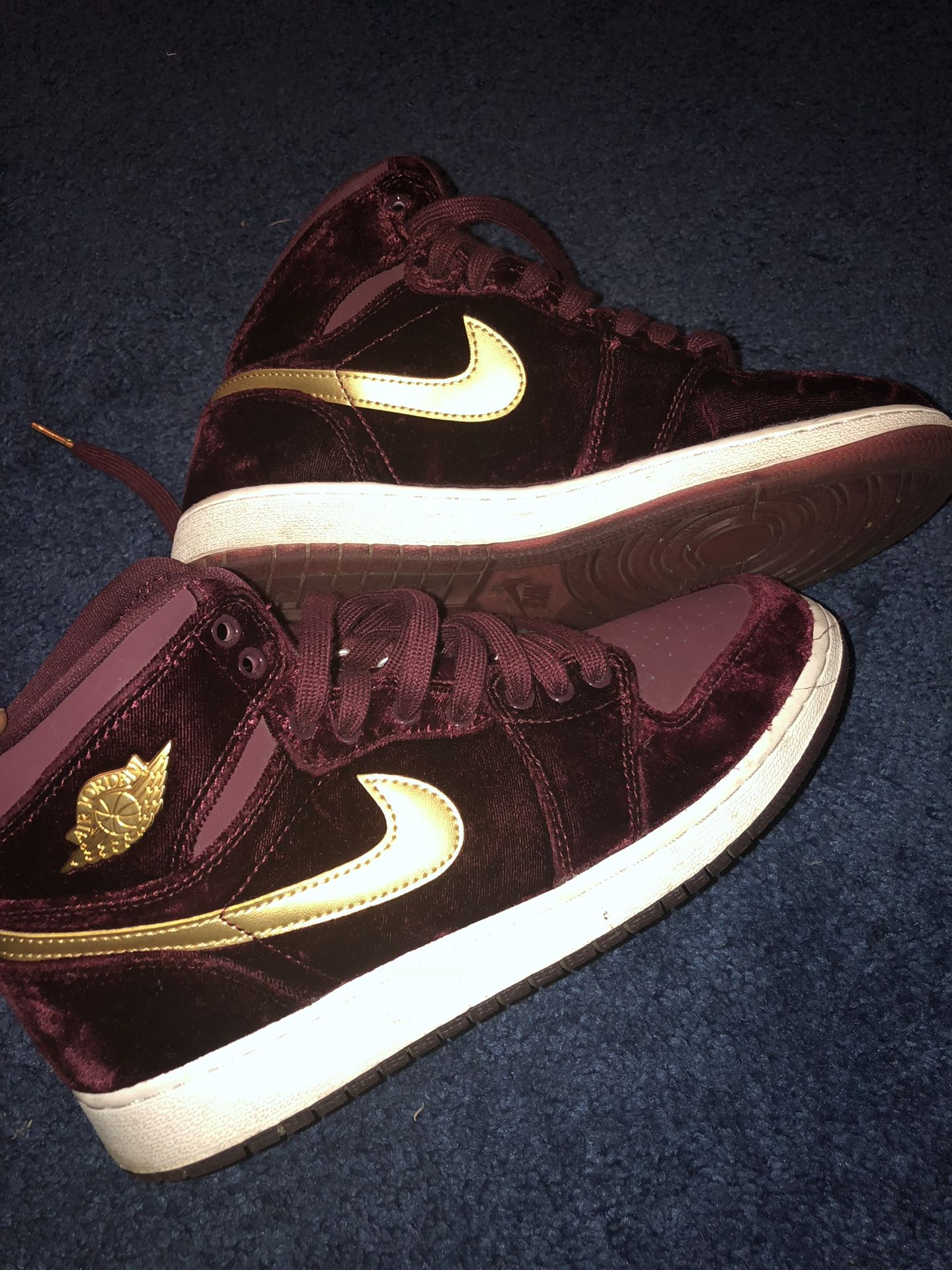 AIR JORDAN 1 RET HI PREM HC GG (GS) "VELVET"