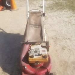 2 Vintage Snapper Push Mowers  6 Pictures Attached 