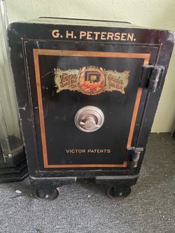Antique Safe , Original excellent condition