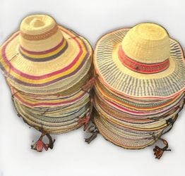 Lot of 50 Woven Straw Hats w/ Chin Ties, Multicolor 50 Hats