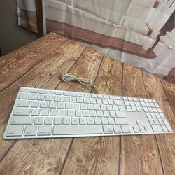 Wired Apple Magic Keyboard