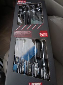 Double box flex ratcheting extraextralong