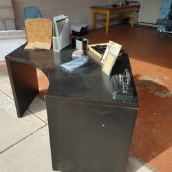 600 Items Moving Out Of state Sale