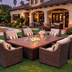 Brand New Patio Outdoor Dining Table Set