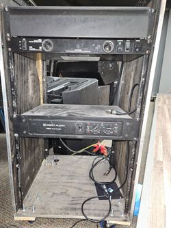 Crest Audio FA601 Power Amplifier