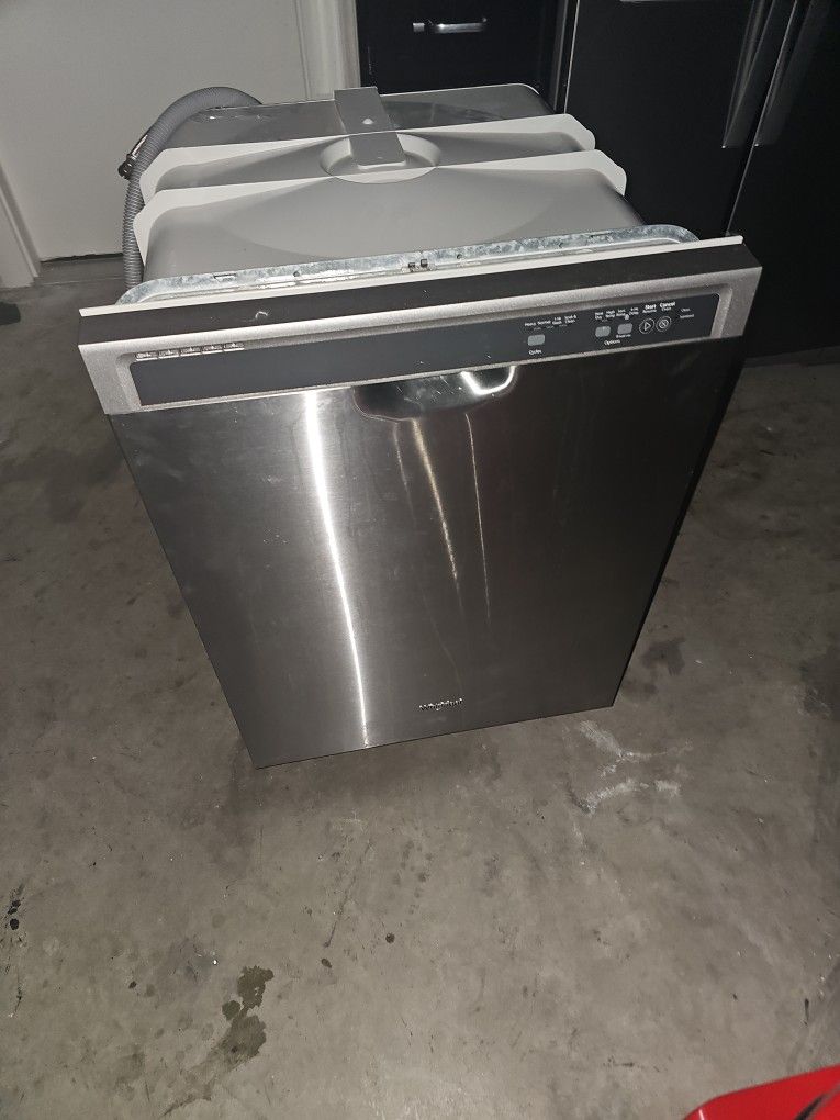 Whirlpool Dishwasher
