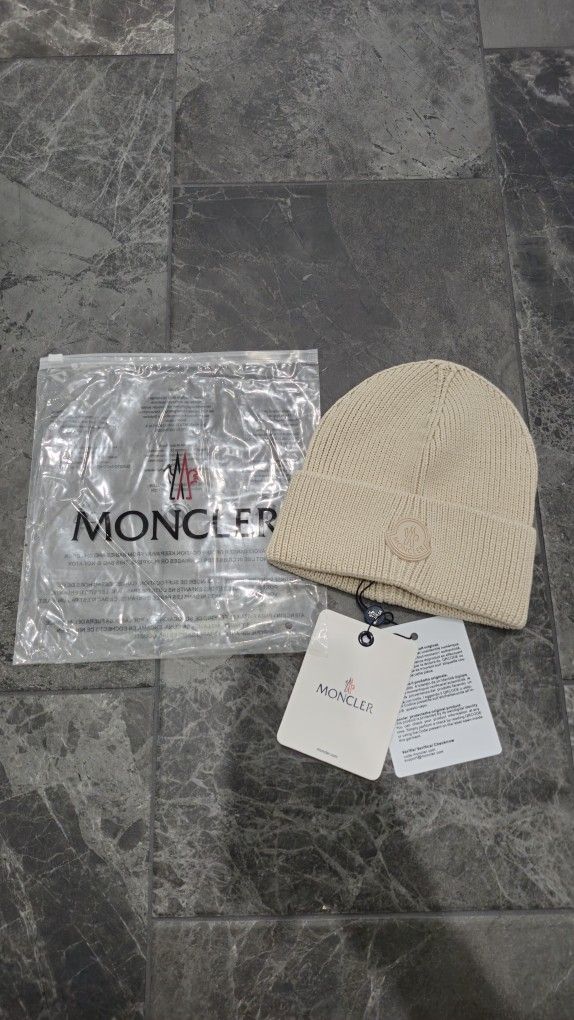Beige Logo Beige Moncler Beanie