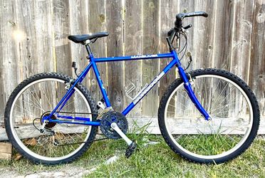 Rare Vintage Mongoose Maneuver Mountain Bike  18" Chromoly Frame