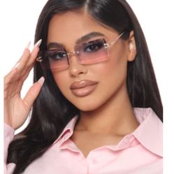 Women’s Pink And Blue Small Square SunGlasses