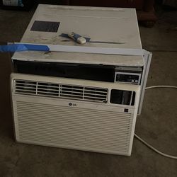 LG 15,000 BTU air Conditioner 