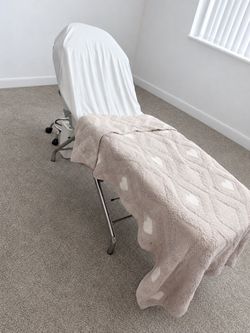 Massage  Facial Table -Free