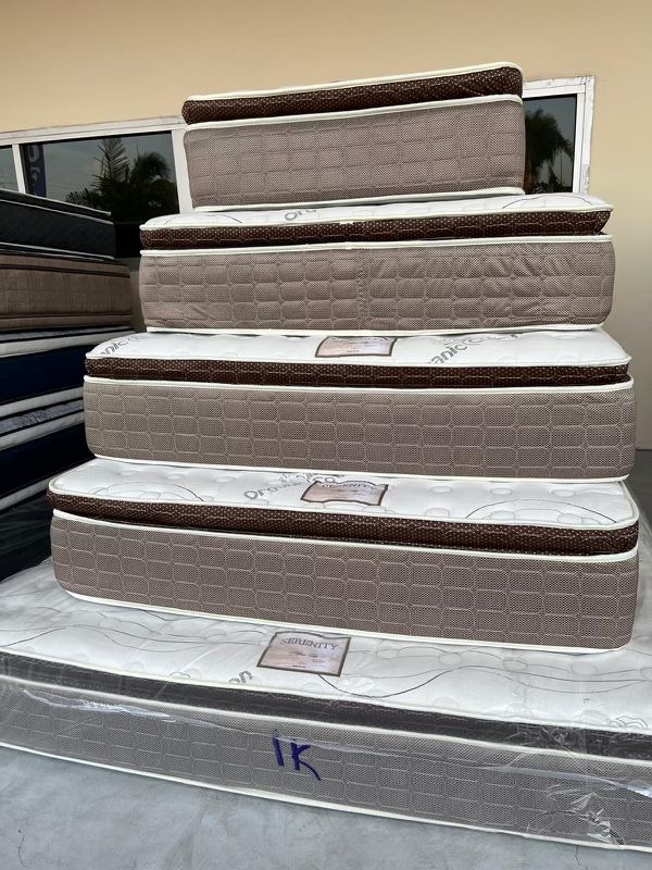 Set Queen Size Mattress And Box Spring